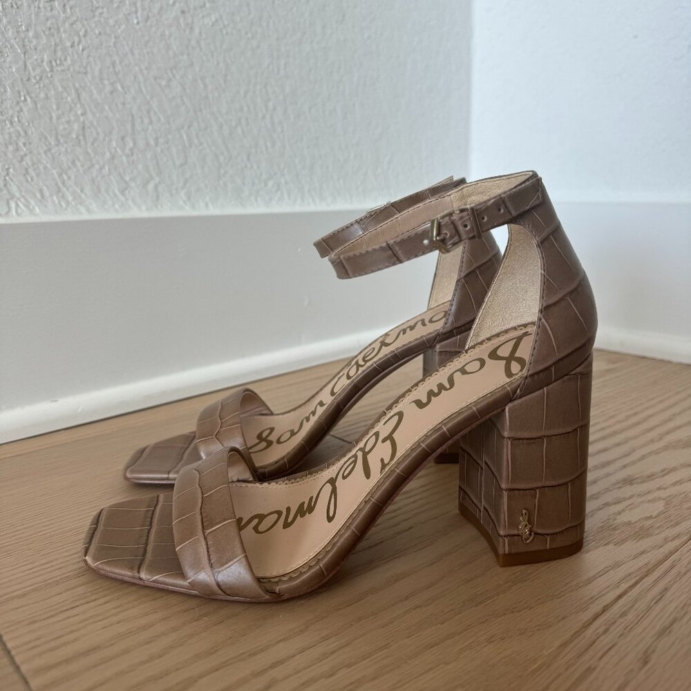 BRAND NEW, NEVER WORN | Sam Edelman Daniella Block Heel Sandal - Picture 4 of 7